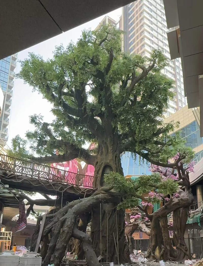 fake banyan tree